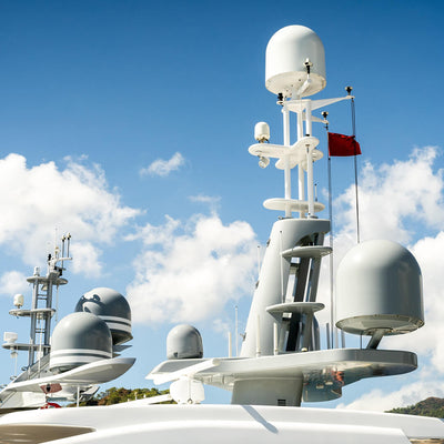 Starlink Satellite Breakup Raises Questions About Space Debris and Yacht Internet Reliability